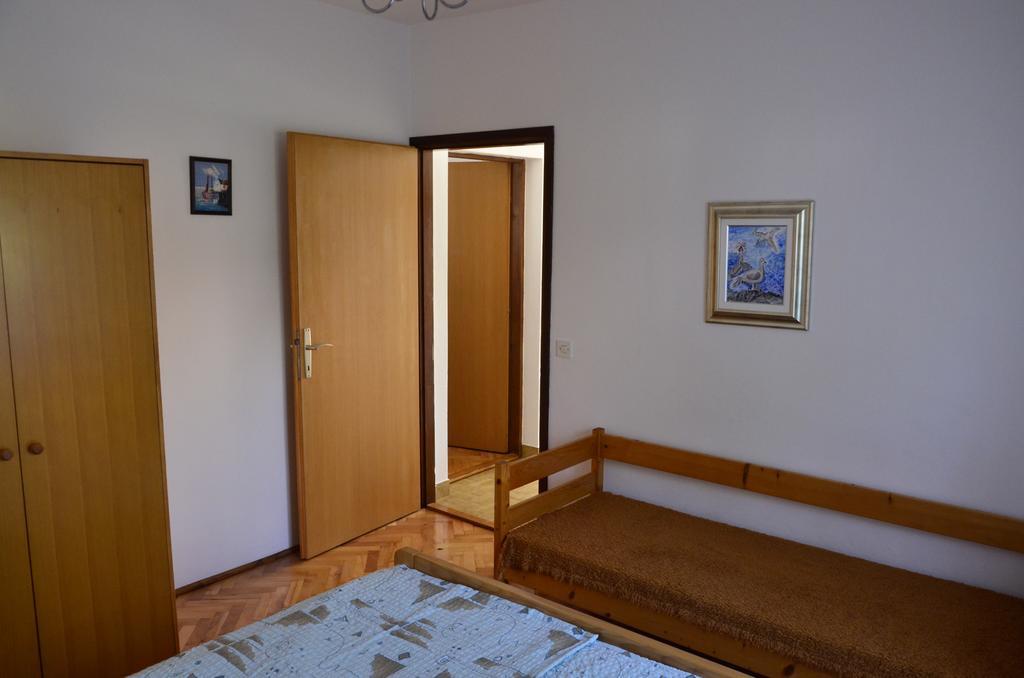 Apartment Anton Pinezici  Exterior photo